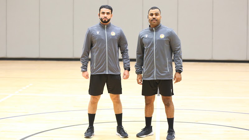 طاقم عماني يدير نهائي كأس الوطن لليد