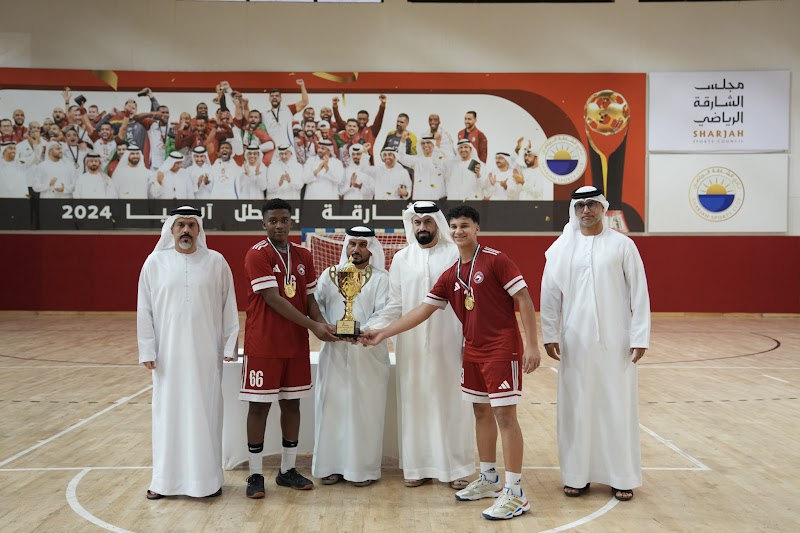 الحمادي والنقبي يتوجان الشارقة "ب" بطلاً لكأس الإمارات لأشبال اليد